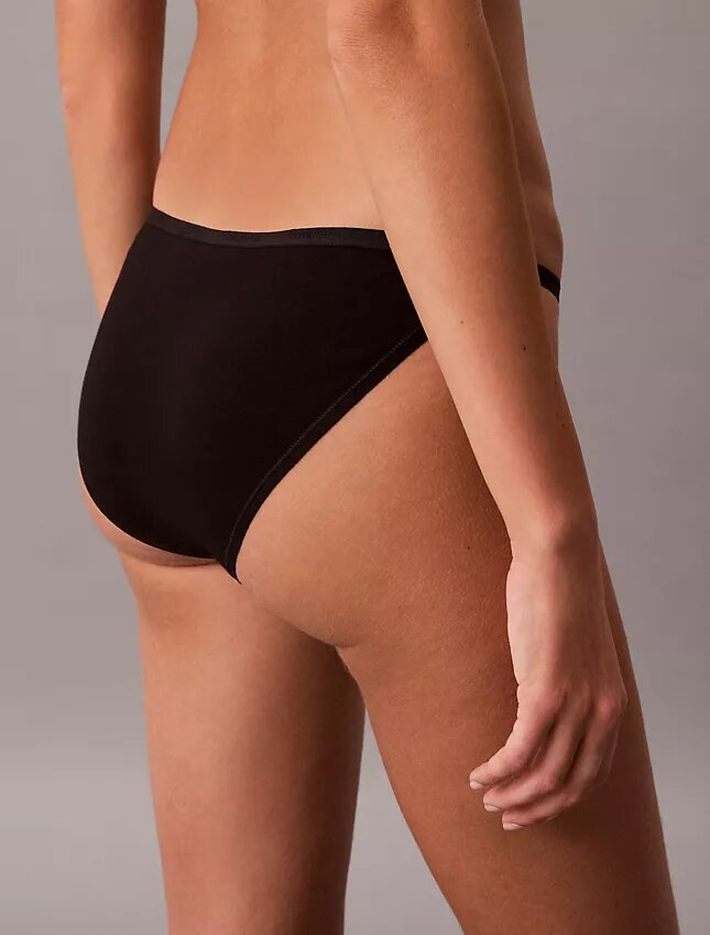 Bikini de fio dental de algodão ideal Bikini de fio dental de algodão ideal