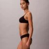 Bikini de renda com logótipo icónico Bikini de renda com logótipo icónico