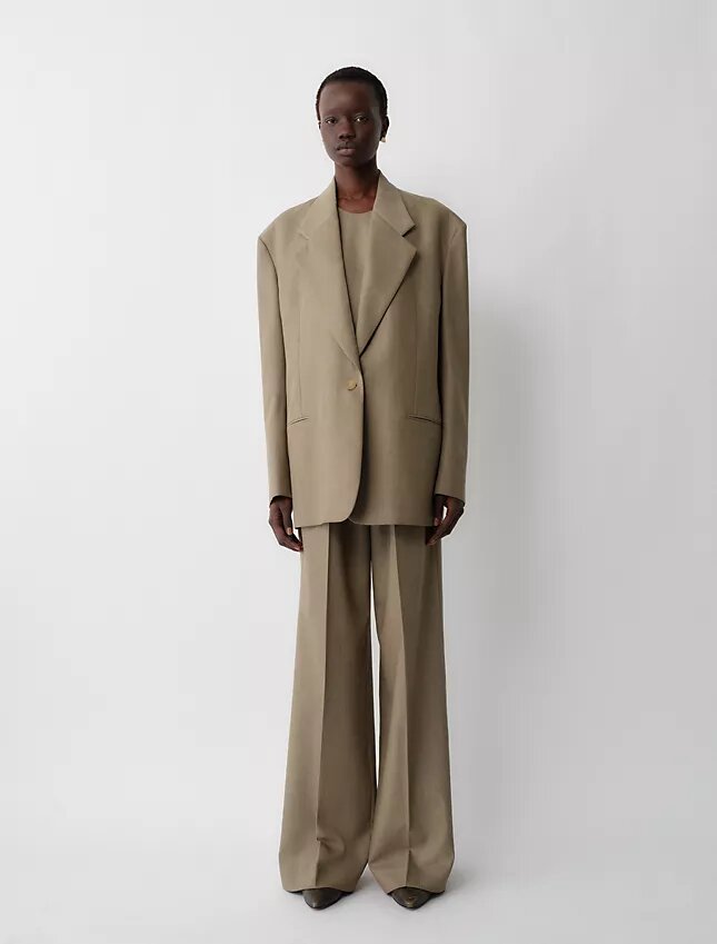 Blazer Avery Blazer Avery