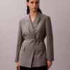 Blazer com cinto elástico