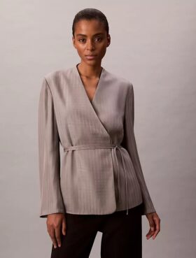 Blazer cruzado em jacquard de viscose