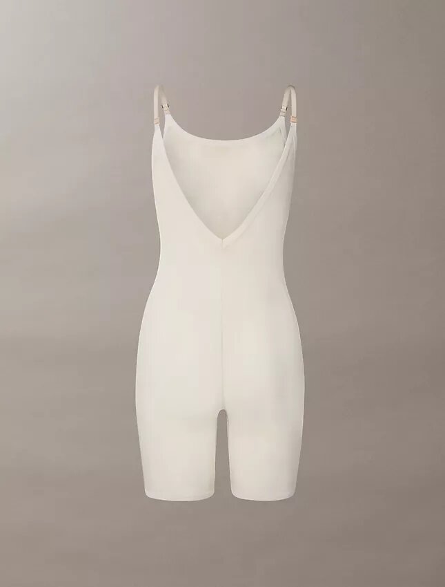 Body minimalista em malha até à coxa Body minimalista em malha até à coxa