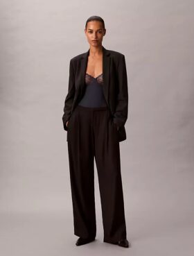 Body sensual em renda elástica