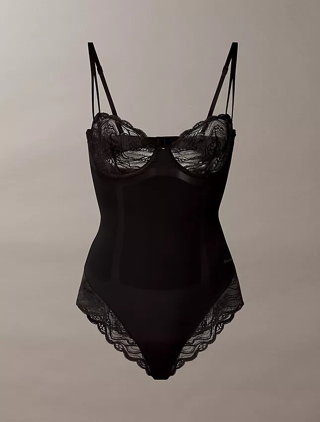 Body sensual em renda elástica Body sensual em renda elástica