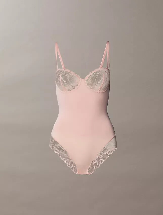 Body sensual em renda elástica Body sensual em renda elástica