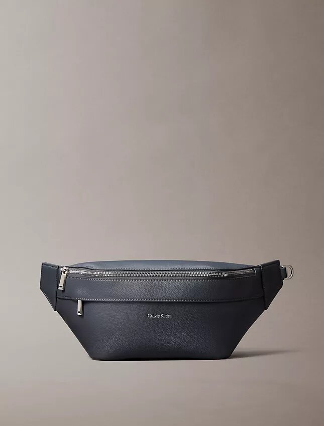Bolsa de cintura com logótipo em relevo Bolsa de cintura com logótipo em relevo