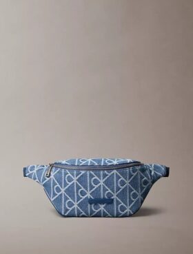 Bolsa de cintura em Denim com logótipo em todo o tecido