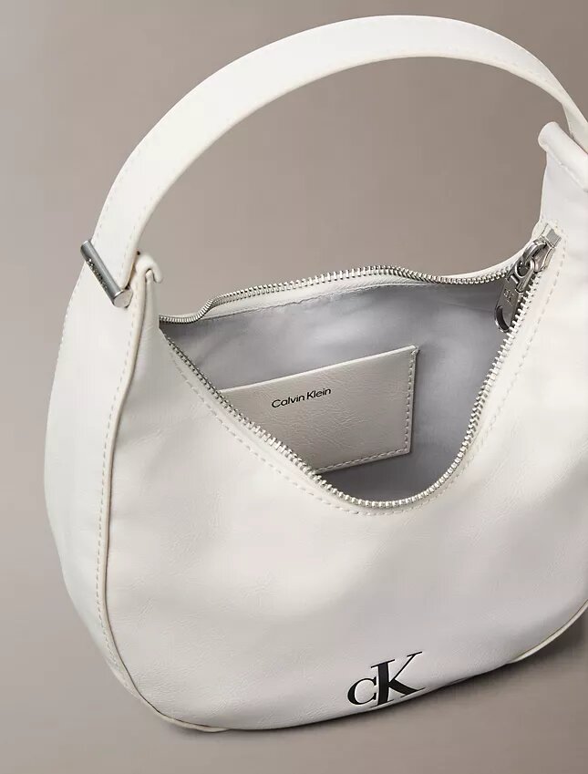 Bolsa de ombro pequena conversível com formato curvo Bolsa de ombro pequena conversível com formato curvo