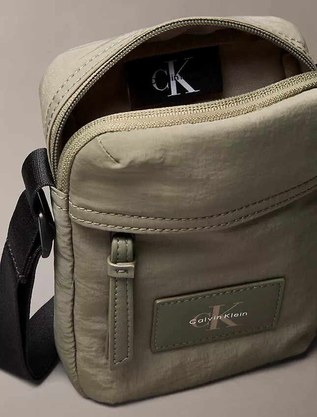 Bolsa tipo repórter em nylon Bolsa tipo repórter em nylon
