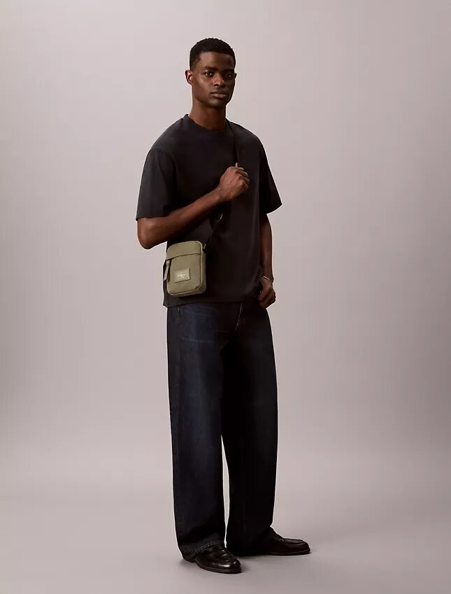 Bolsa tipo repórter em nylon Bolsa tipo repórter em nylon