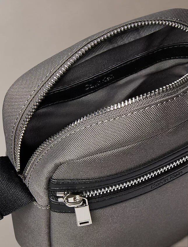 Bolsa tipo repórter estruturada Bolsa tipo repórter estruturada