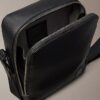 Bolsa tipo repórter fina com logótipo Bolsa tipo repórter fina com logótipo