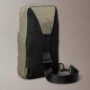 Bolsa tipo sling em nylon Bolsa tipo sling em nylon
