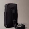 Bolsa tipo sling em nylon Bolsa tipo sling em nylon