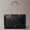Bolsa Tote com Alça de Corrente e Ferragens Clássicas