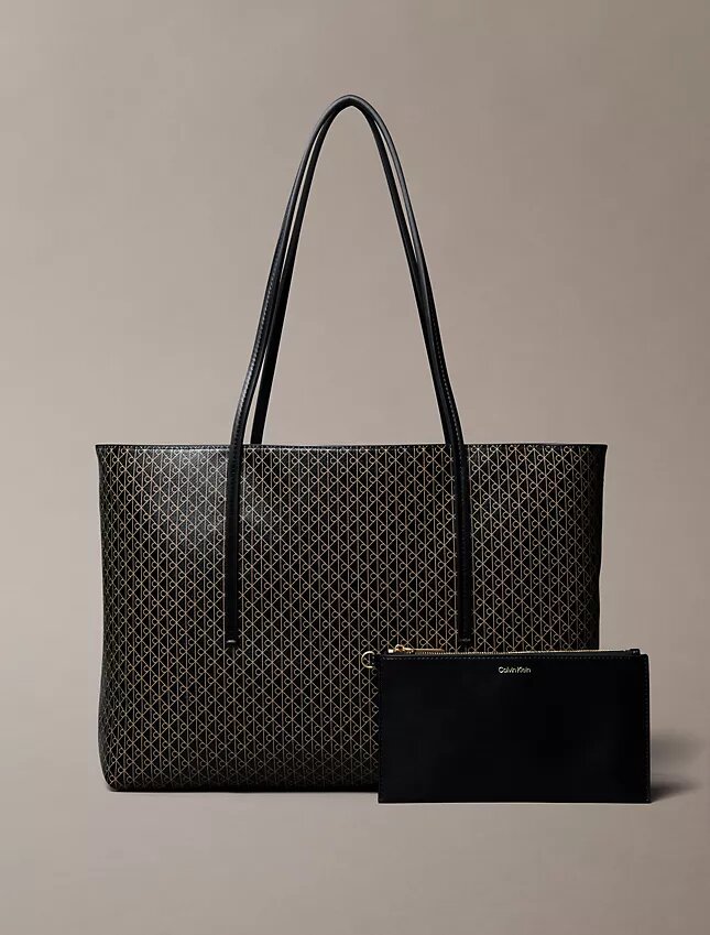 Bolsa Tote com Logótipo Emblemático em Toda a Superfície e Bolsa Bolsa Tote com Logótipo Emblemático em Toda a Superfície e Bolsa