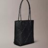 Bolsa Tote Pequena com Emblema em Relevo Bolsa Tote Pequena com Emblema em Relevo