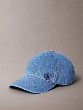 Boné de basebol em Denim desbotado com logótipo bordado