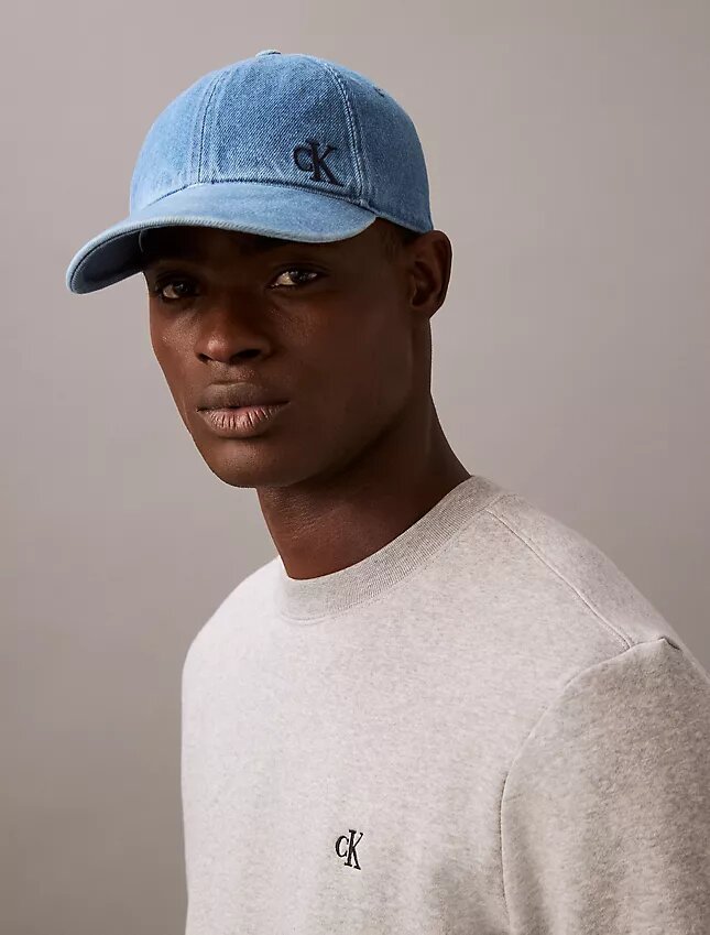Boné de basebol em Denim desbotado com logótipo bordado Boné de basebol em Denim desbotado com logótipo bordado