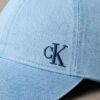 Boné de basebol em Denim desbotado com logótipo bordado Boné de basebol em Denim desbotado com logótipo bordado