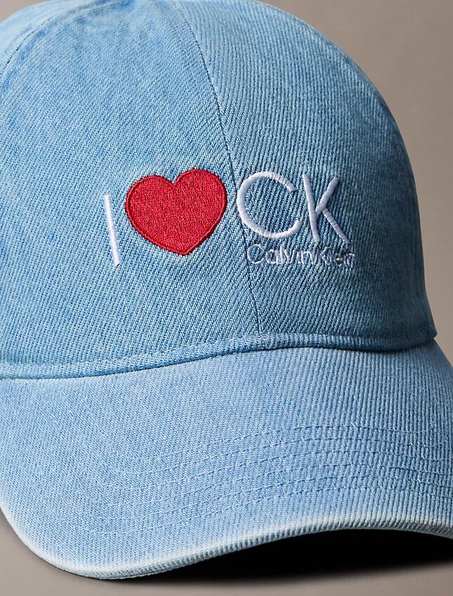 Boné de Denim com grafismo «I Love Ck» Boné de Denim com grafismo «I Love Ck»