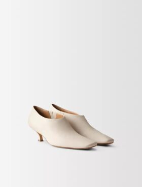 Bota de cano curto em pele Anna