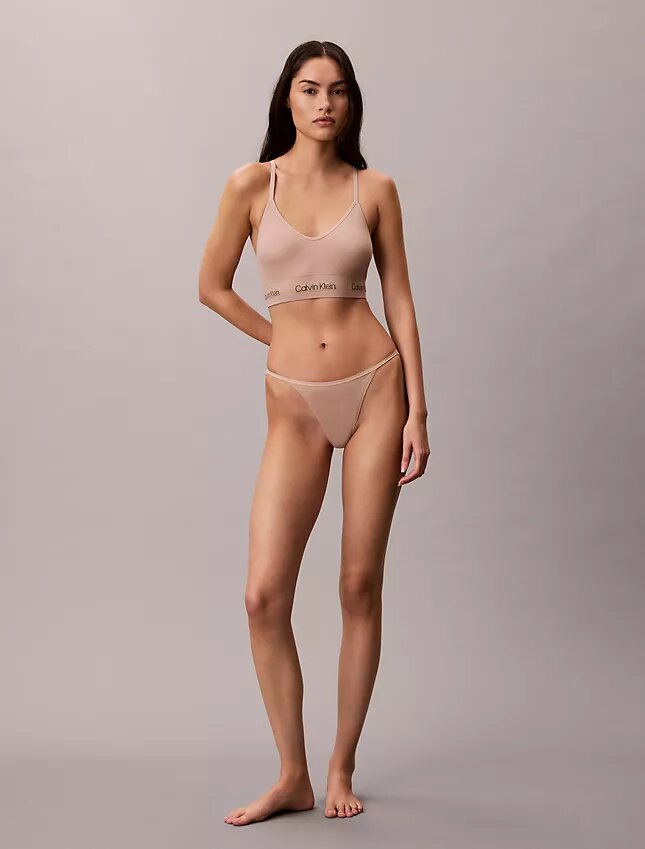 Bralette sem costuras em Microfiber com canelado e forro leve Bralette sem costuras em Microfiber com canelado e forro leve