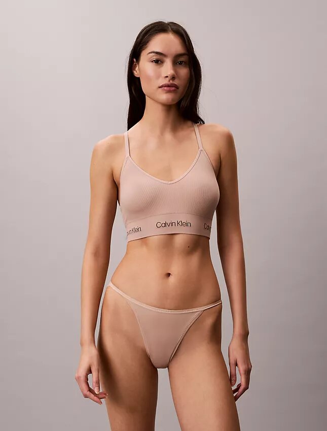 Bralette sem costuras em Microfiber com canelado e forro leve Bralette sem costuras em Microfiber com canelado e forro leve