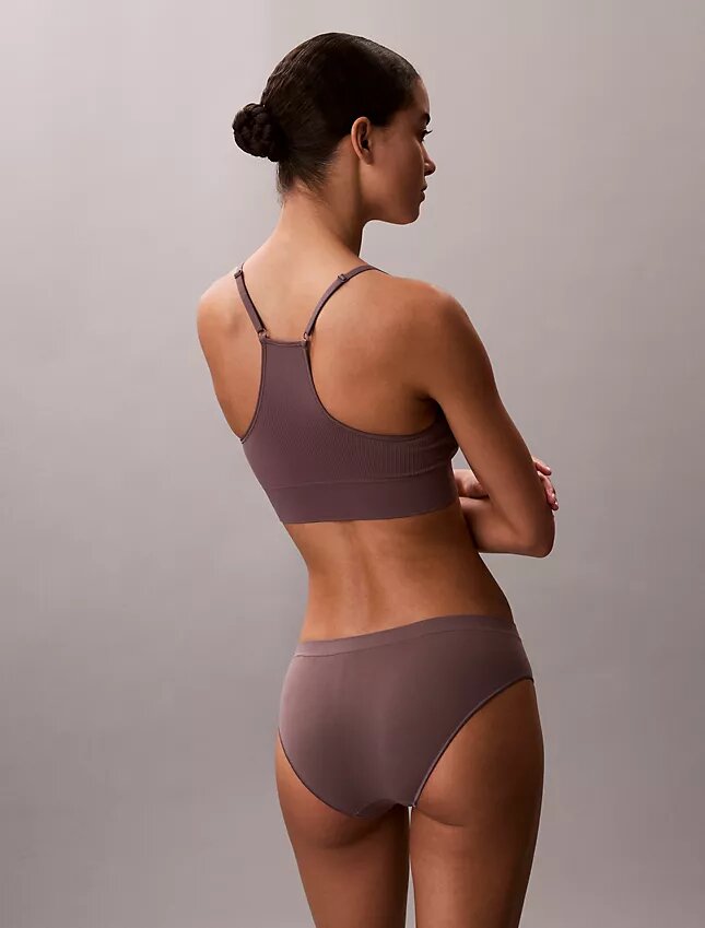 Bralette sem costuras em Microfiber com canelado e forro leve Bralette sem costuras em Microfiber com canelado e forro leve