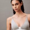 Bralette triangular com fecho frontal, ligeiramente forrada, em algodão e Modal