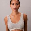 Bralette triangular com forro leve em Cotton Stretch de inspiração tradicional Bralette triangular com forro leve em Cotton Stretch de inspiração tradicional