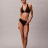 Bralette triangular com forro leve, em microfibra elástica com Monogram gráfico Bralette triangular com forro leve, em microfibra elástica com Monogram gráfico