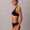 Bralette triangular com forro leve, em microfibra elástica com Monogram gráfico Bralette triangular com forro leve, em microfibra elástica com Monogram gráfico
