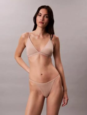 Bralette triangular com forro leve Form to Body Bralette triangular com forro leve Form to Body