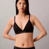 Bralette triangular com forro leve para o Ano Novo Lunar Bralette triangular com forro leve para o Ano Novo Lunar