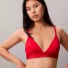 Bralette triangular com forro leve para o Ano Novo Lunar Bralette triangular com forro leve para o Ano Novo Lunar