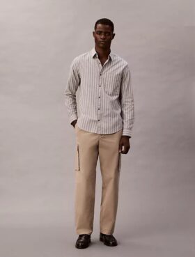 Calças cargo de corte reto em algodão Cotton Stretch Calças cargo de corte reto em algodão Cotton Stretch