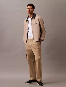 Calças cargo de corte reto em algodão Cotton Stretch Calças cargo de corte reto em algodão Cotton Stretch