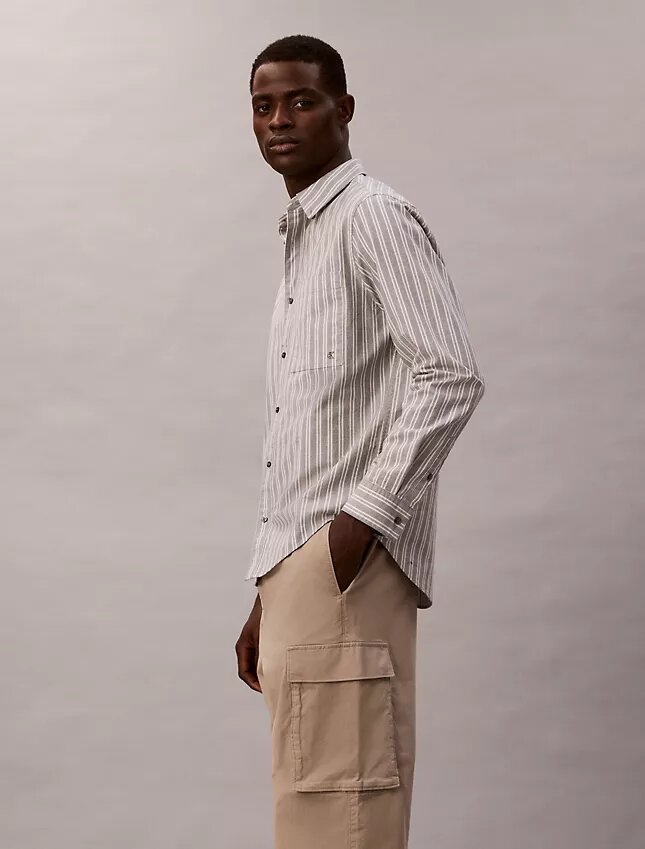 Calças cargo de corte reto em algodão Cotton Stretch Calças cargo de corte reto em algodão Cotton Stretch
