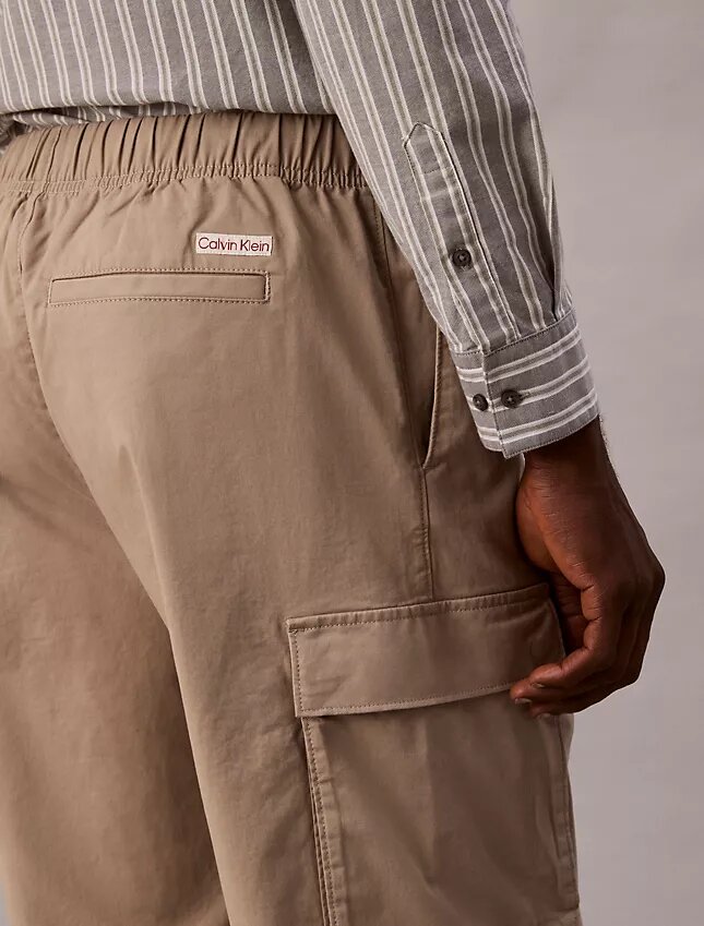 Calças cargo de corte reto em algodão Cotton Stretch Calças cargo de corte reto em algodão Cotton Stretch