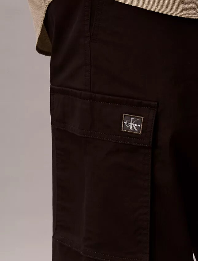Calças cargo de corte reto em algodão Cotton Stretch Calças cargo de corte reto em algodão Cotton Stretch