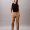 Calças chino de corte reto em algodão Cotton Stretch Calças chino de corte reto em algodão Cotton Stretch