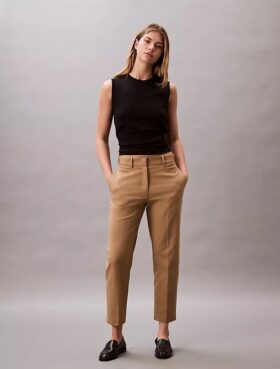Calças chino de corte reto em algodão Cotton Stretch