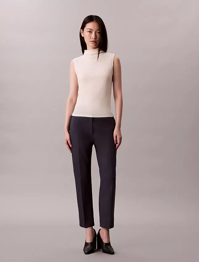 Calças chino de corte reto em algodão Cotton Stretch Calças chino de corte reto em algodão Cotton Stretch
