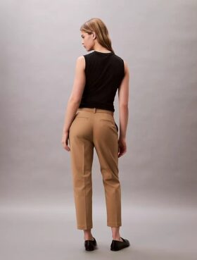 Calças chino de corte reto em algodão Cotton Stretch