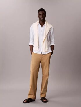 Calças chino retas em algodão Cotton Stretch 90s Straight Calças chino retas em algodão Cotton Stretch 90s Straight