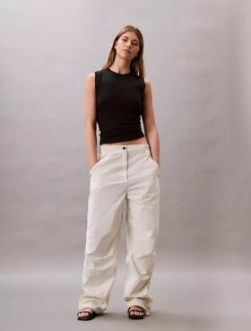 Calças de nylon enrugado estilo paraquedas