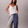 Calças de perna larga em sarja de viscose estampada Calças de perna larga em sarja de viscose estampada