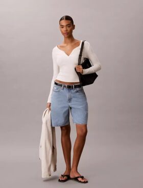 Calções Bermuda em Denim