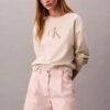 Calções Bermuda em sarja Cotton Stretch de algodão com pregas Calções Bermuda em sarja Cotton Stretch de algodão com pregas